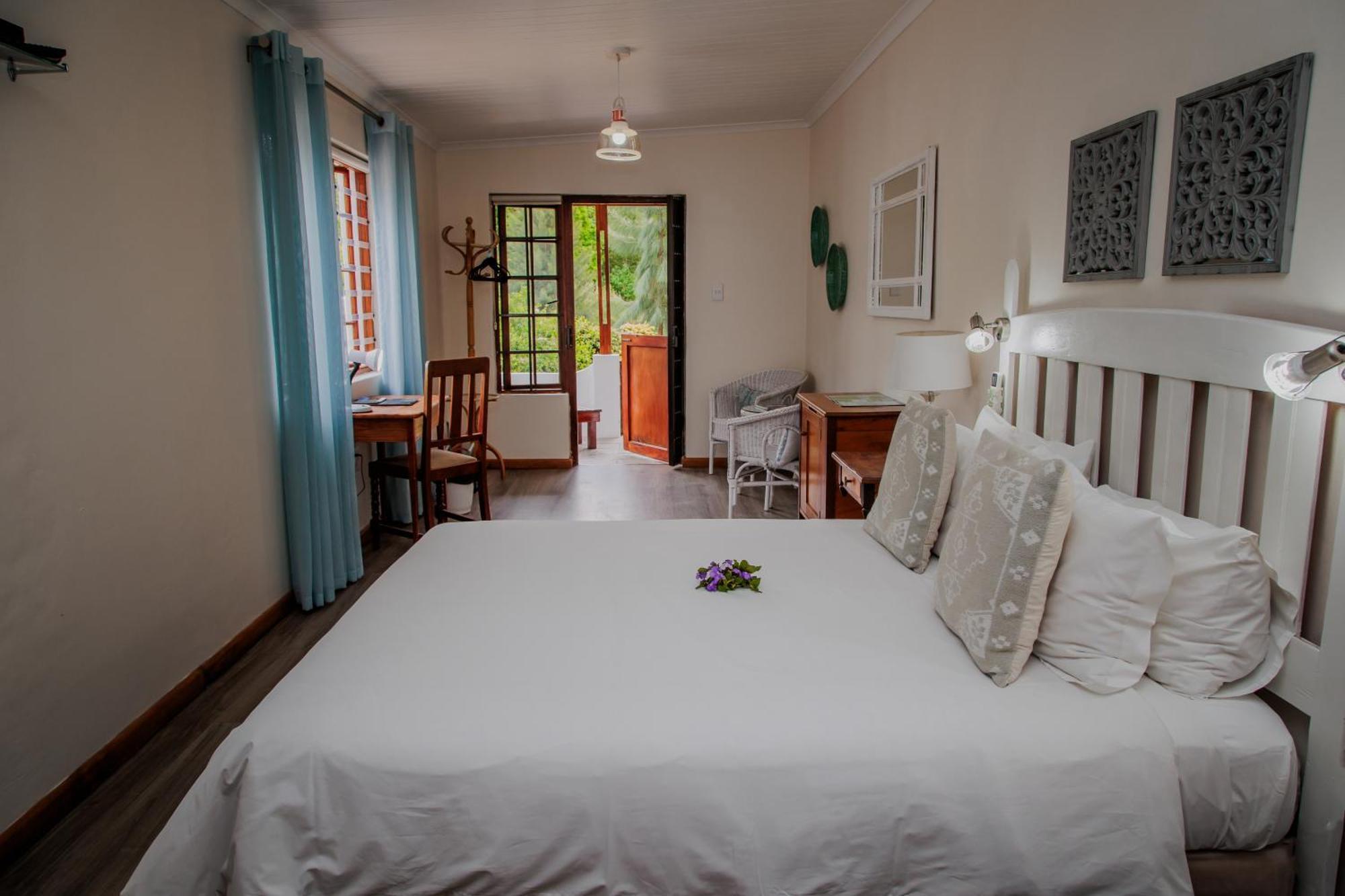 Aan De Oever Guesthouse Swellendam Exterior photo