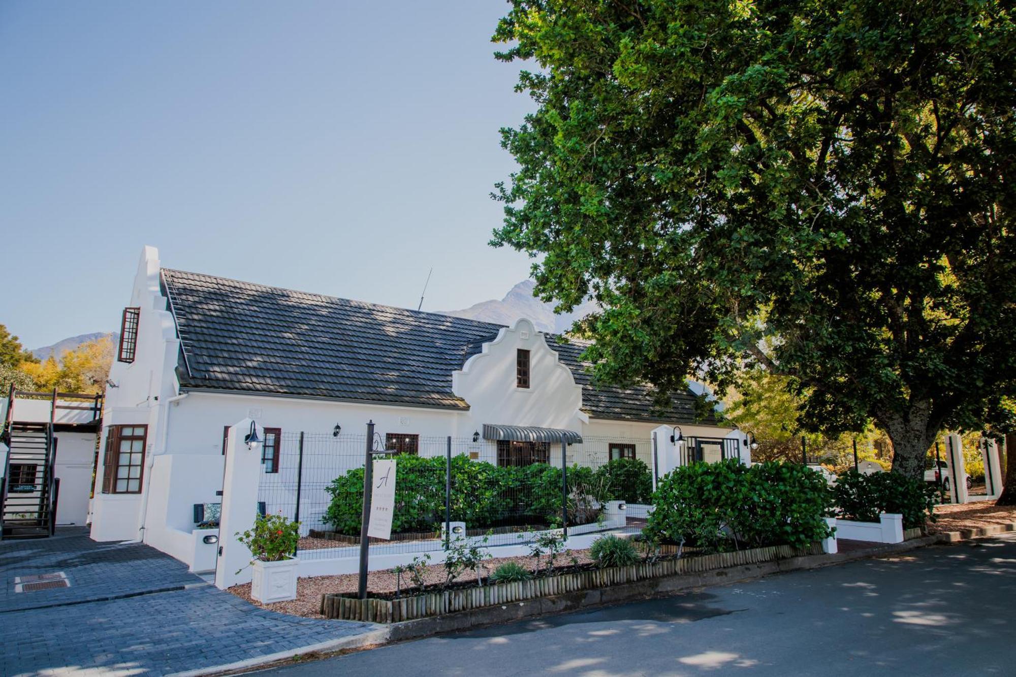 Aan De Oever Guesthouse Swellendam Exterior photo