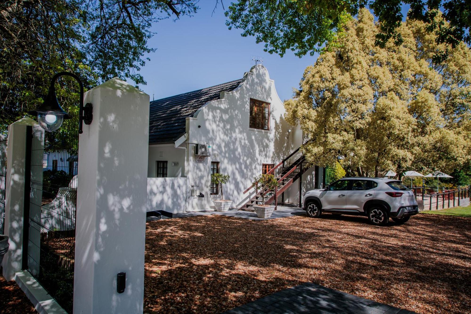 Aan De Oever Guesthouse Swellendam Exterior photo